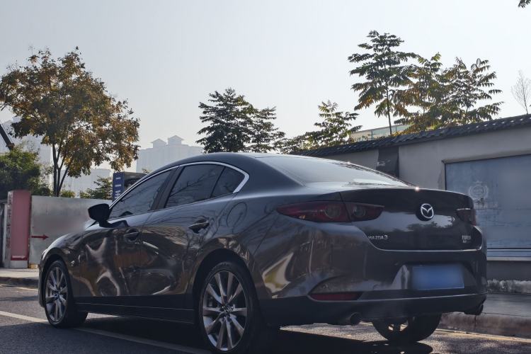 Used Mazda Mazda 3 Axela 2023 2.0L Automatic ZhiXuan Edition
