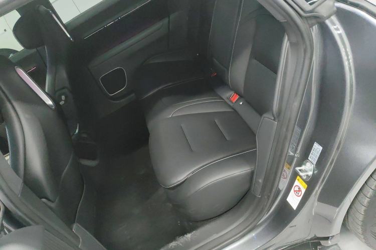 Used  12 2025 Ultra Extended-Range Edition
