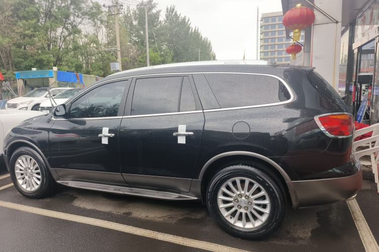 Used Buick Enclave 2013 3.6L Two-Wheel-Drive Elegance Edition
