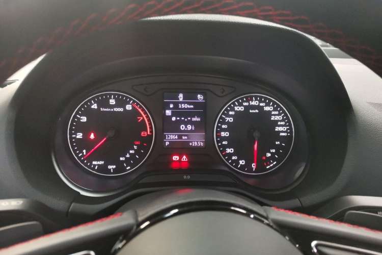 Used Audi Q2L 2022 35 TFSI Progressive Dynamic Edition
