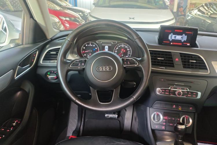 Used Audi Q3 2015 35 TFSI quattro Technology Edition
