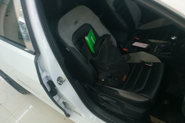 Used Volkswagen Golf 2019 280TSI DSG R-Line China VI Standard
