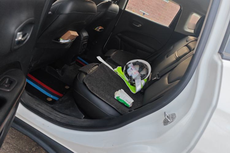 Used Jeep Compass 2019 200T Automatic Family Edition - Connected Large Screen Version
