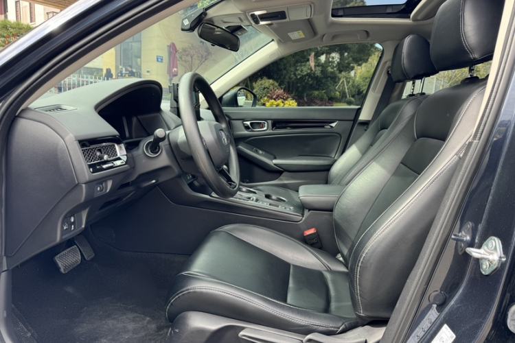 Used Honda Civic 2023 240TURBO CVT Dynamic Edition
