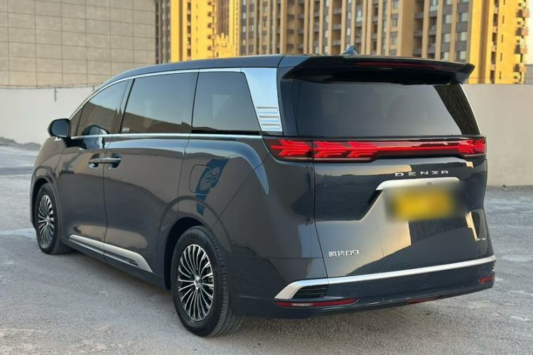 Used Denza D9 2022 DM-i 970 Four-Wheel Drive Flagship Model