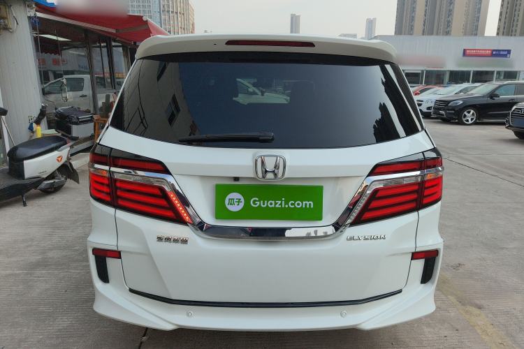 Used Honda Elysion 2016 2.4L Comfort Edition
