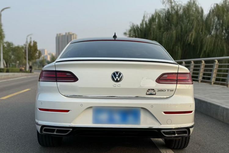 Used Volkswagen FAW-Volkswagen CC 2023 380TSI Striking Edition
