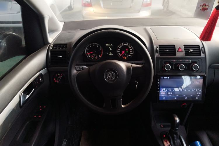 Used Volkswagen Touran 2013 1.4T DSG Comfort Edition 5-Seater
