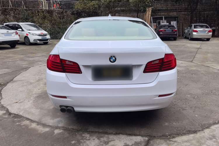 Used BMW 5 Series 2014 525Li Leading Model
