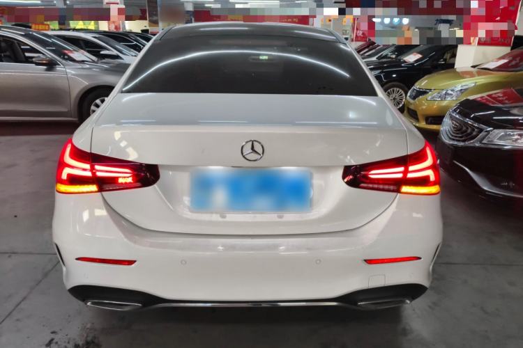 Used Mercedes-Benz A-Class 2022 Revised Version A 200 L Sport Sedan Fashionable Style