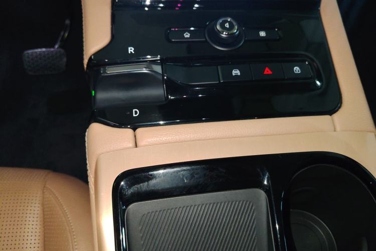 Used Nio ES8 2018 355 km Base Version 7-Seater Edition
