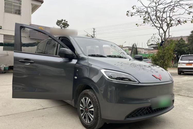 Used Wuling Hongguang New Energy 2024 All-Electric Model 300KM Standard Version
