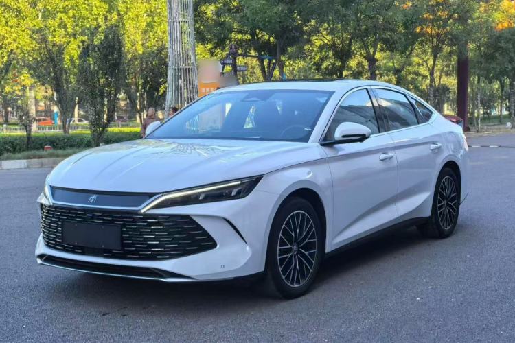 Used BYD Qin L 2024 DM-i 120KM Excellence Model
