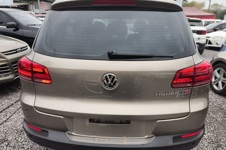 Used Volkswagen Tiguan 2015 1.8TSI Automatic All-Wheel-Drive Luxury Model