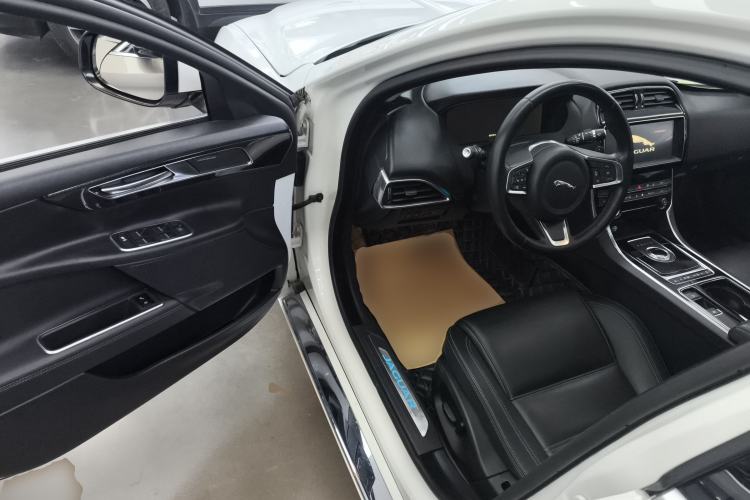 Used Jaguar XEL 2019 2.0T 200 PS Deluxe Edition