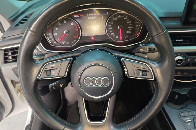 Used Audi A4L 2018 30th Anniversary Edition 40 TFSI Trendy Model