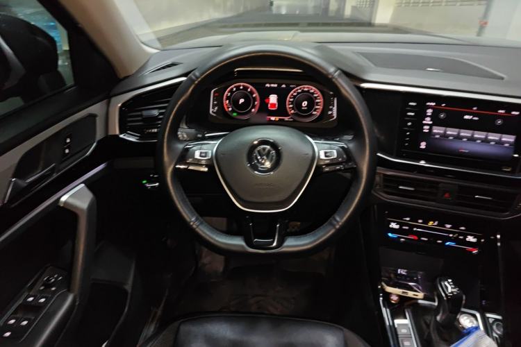 Used Volkswagen Tayron 2020 330TSI Two-Wheel Drive Luxury Smart Connectivity Version
