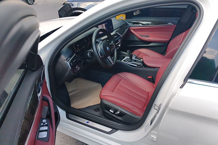 Used BMW 5 Series 2021 525Li M Sport Package