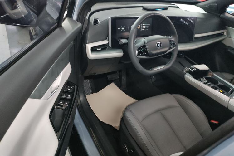 Used Changan UNI-T 2023 2nd Generation 1.5T Flagship Version
