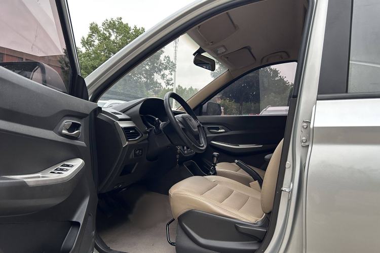 Used Wuling Hongguang 2018 1.5L S Comfort Model L2B
