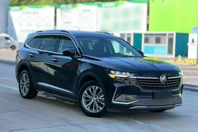 Used Buick Envision 2022 Encore Plus 652T Five-Seat All-Wheel-Drive Luxury Model
