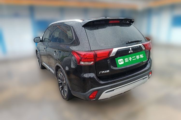 Used Mitsubishi Outlander 2019 2.0L Two-Wheel Drive Comfort Edition 5 Seats China V Standard
