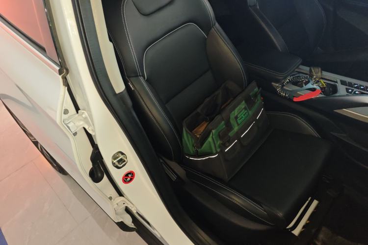 Used Geely Auto Coolray 2019 260T DCT Knight China VI Standard
