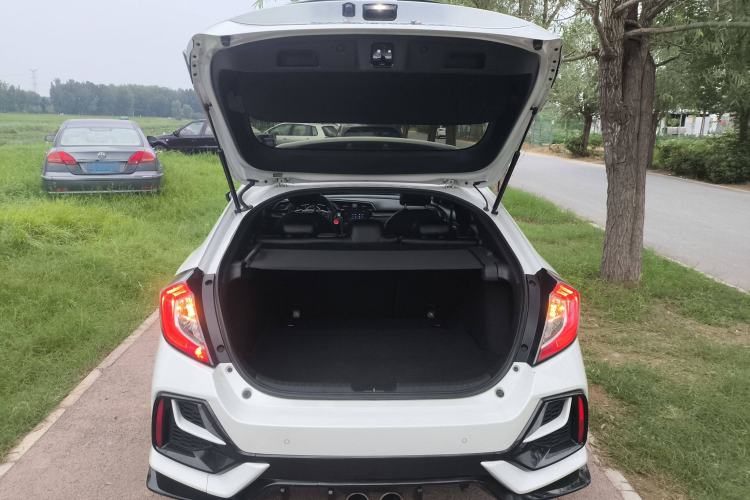 Used Honda Civic 2021 HATCHBACK 220TURBO CVT Trendy Cool Edition
