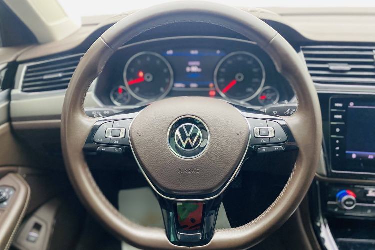 Used Volkswagen Phideon 2021 380TSI Luxury Edition
