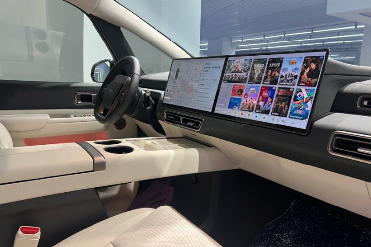 Used Li Auto MEGA 2025 Ultra Smart Refreshed Edition