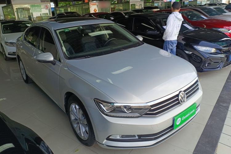Used Volkswagen Magotan 2019 330TSI DSG Luxury Model China V Standard
