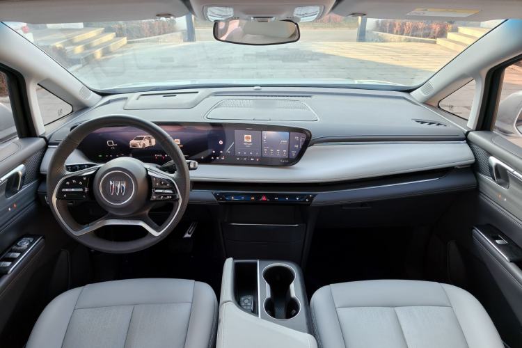 Used Buick GL8 2025 Lu Zun Smart Enjoyment Edition
