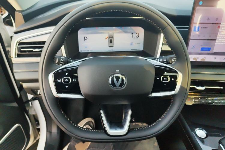 Used Changan CS75 2026 Model PRO 1.5T DCT Prestige 7-Seater