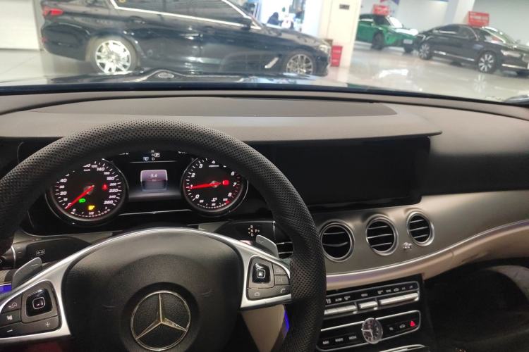 Used Mercedes-Benz E-Class 2017 E 200 Sport
