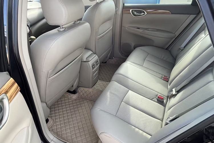 Used Nissan Sylphy 2014 1.6XV CVT Deluxe Edition
