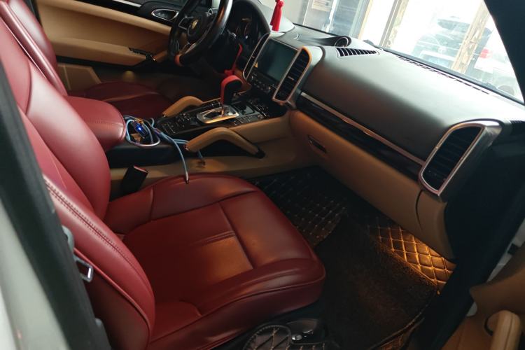 Used Porsche Cayenne 2016 Cayenne Platinum Edition 3.0T