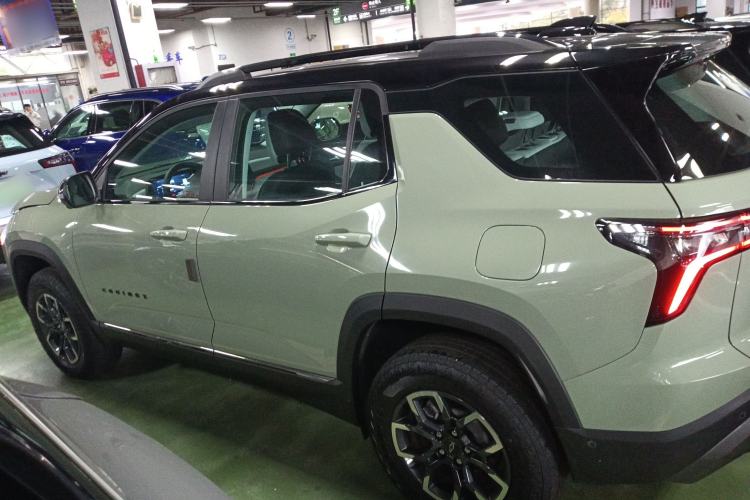 Used Chevrolet Equinox Plus 2024 155km ACTIV Ultimate Edition