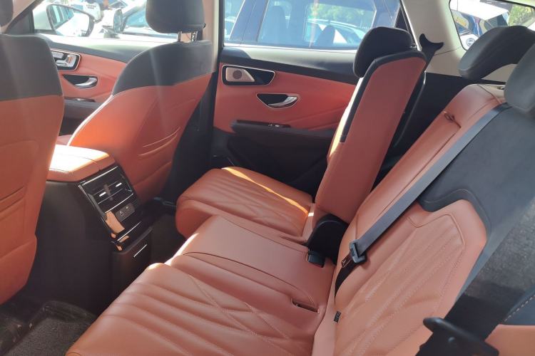 Used JETOUR Shanhai Shanhai L7 2024 1.5T 120km ULTRA 7-Seater
