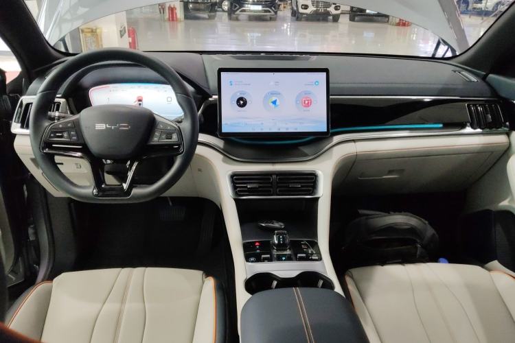 Used BYD Song PLUS New Energy 2024 HONOR Edition DM-i 110km Flagship Model
