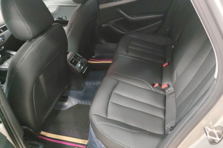 Used Audi A4L 2019 40 TFSI Ambition China VI
