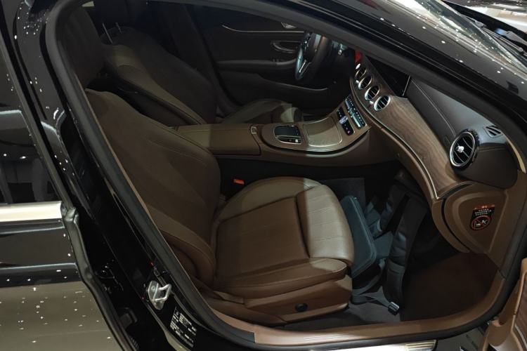 Used Mercedes-Benz E-Class 2020 Facelift E 260 L
