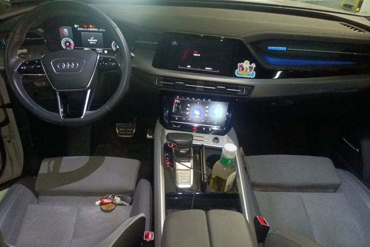 Used Audi Q6 2023 45 TFSI quattro Qiyun Edition Flying Rider Package