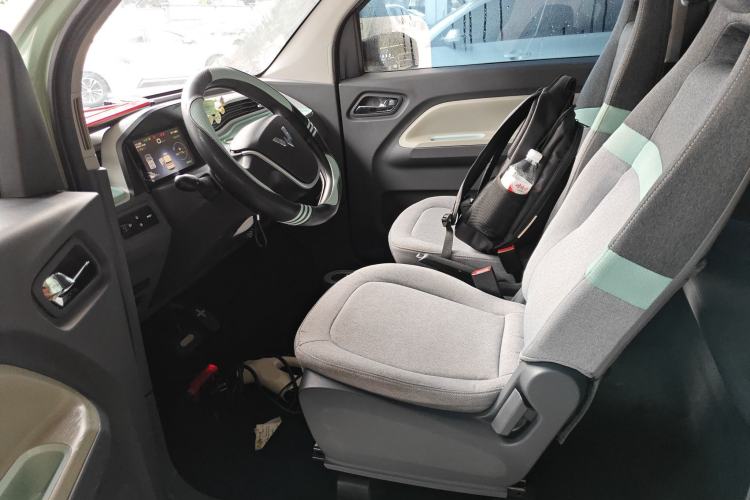 Used Wuling Hongguang MINIEV 2022 Macaron Premium Model – Lithium Ternary Battery
