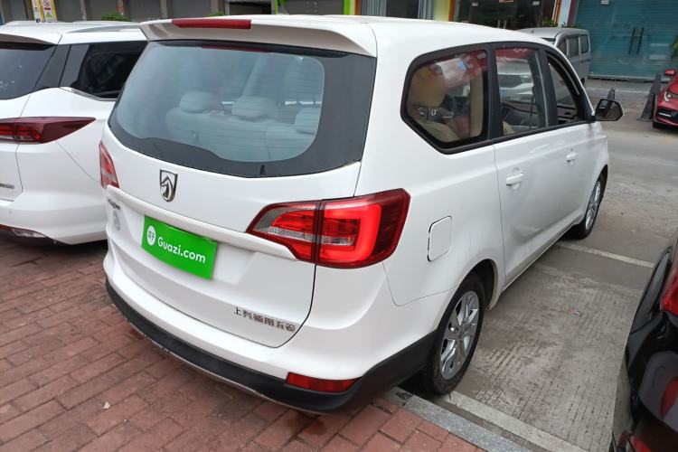 Used Baojun 730 2016 Revised 1.5L Manual Standard Version 7 Seats China V Emission Standard
