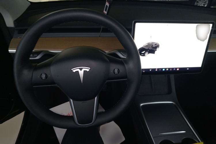 Used Tesla Model Y 2022 Rear-Wheel-Drive Version
