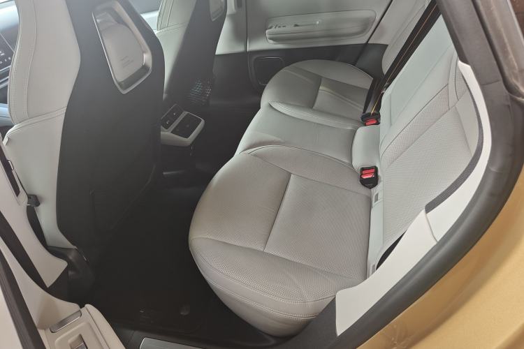 Used Polestar 4 2024 Single-Motor Standard Range PLUS Dual-Star Connectivity Edition