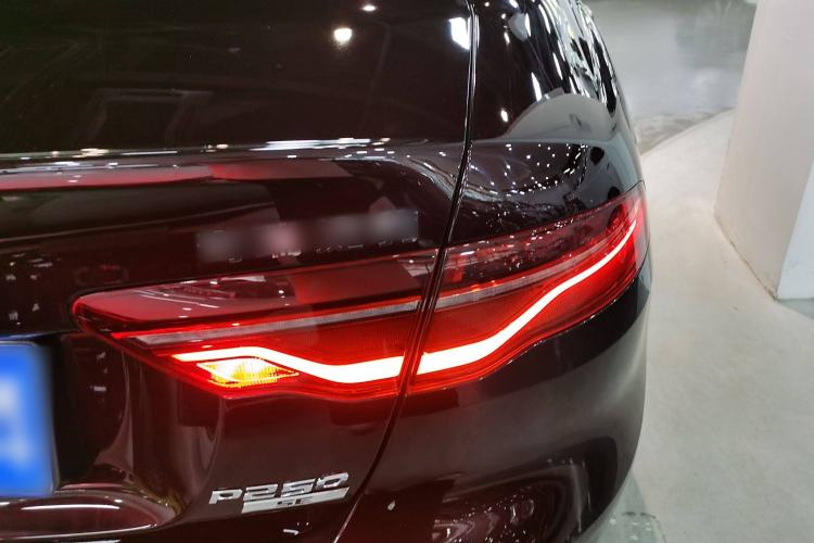 Used Jaguar XEL 2021 2.0T 250 PS S Progressive Elegance Edition
