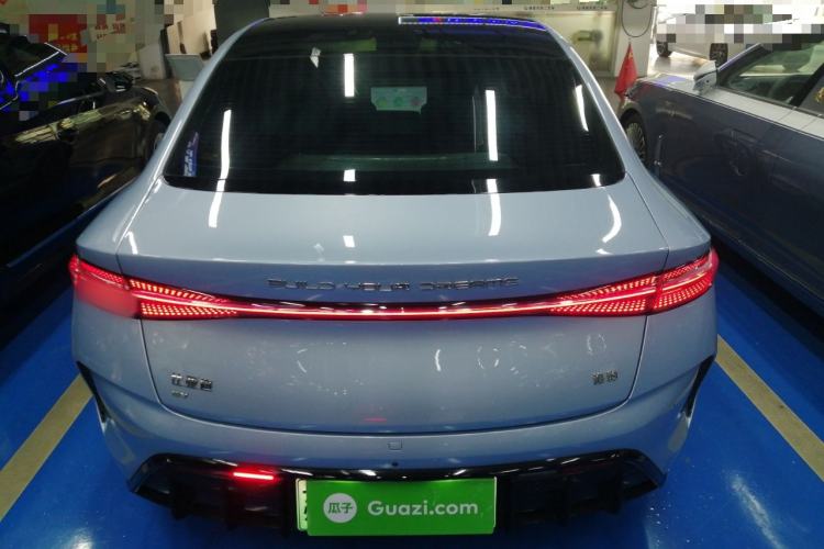 Used BYD Seal 2022 550 km Standard Range Rear-Wheel Drive Elite Version