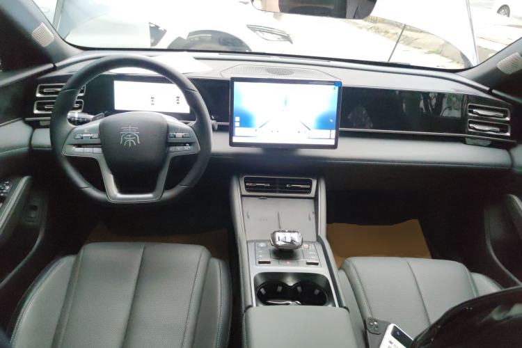 Used BYD Qin L 2025 DM-i Smart Drive 120KM Superior Model
