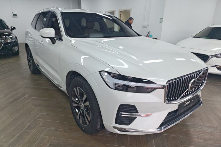 Used Volvo XC60 2022 B5 4x4 Zhiyi Luxury Edition